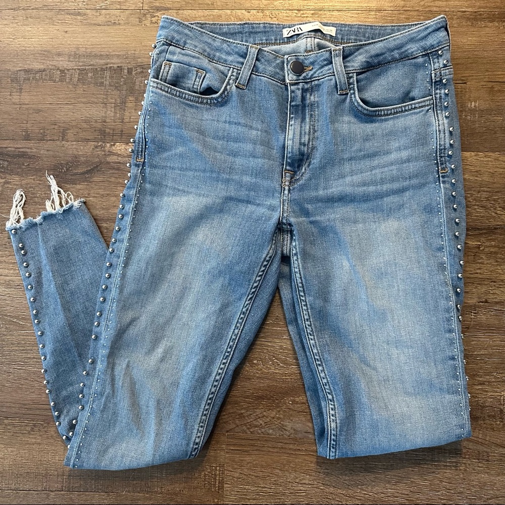 Zara Jeans